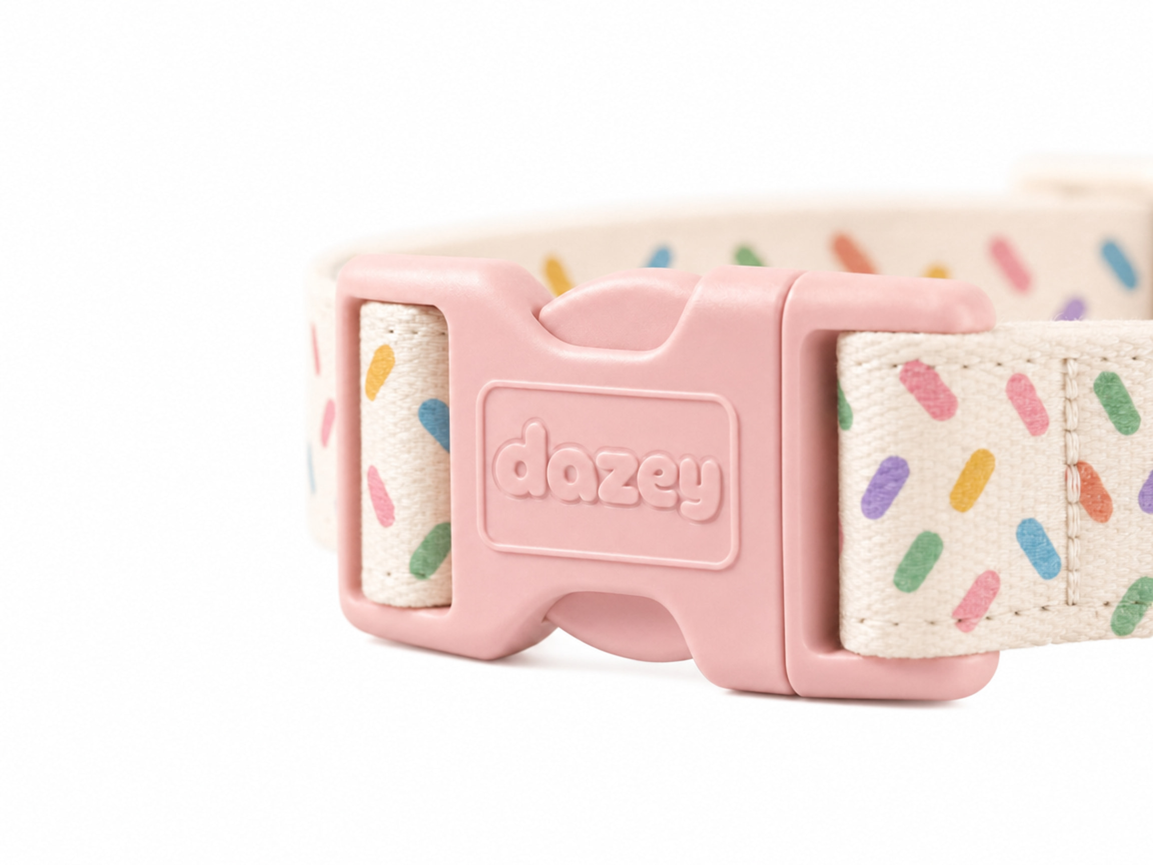 Confetti Fun collar buckle detail