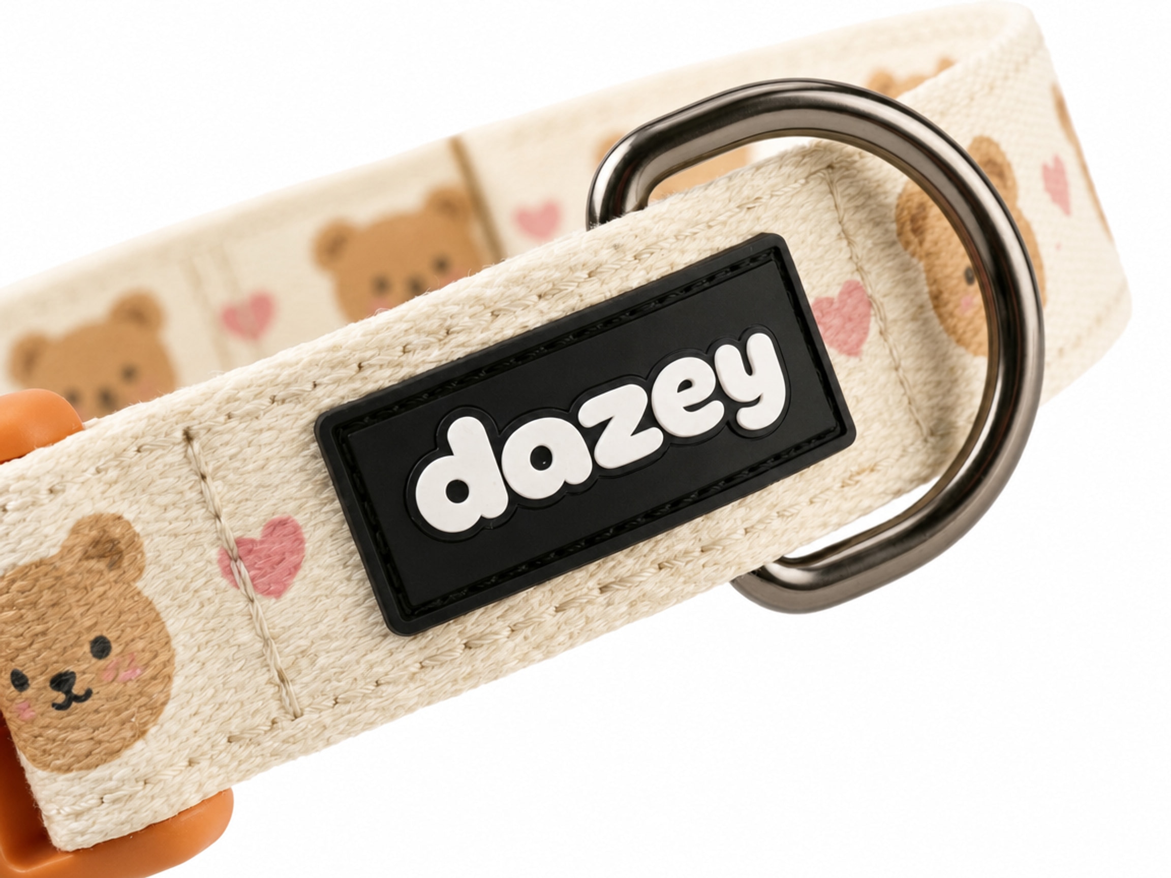 Cuddly Bears collar rubber tag and D-ring detail