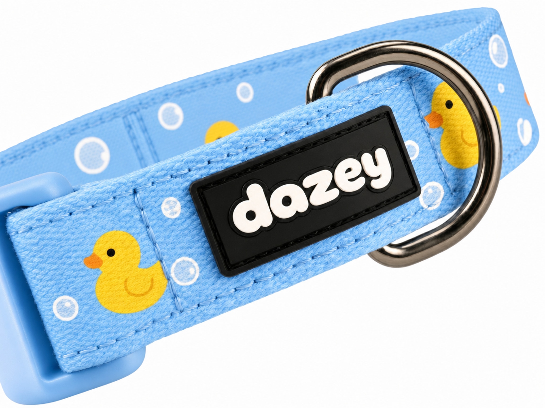 Splish Splash collar rubber tag and D-ring detail